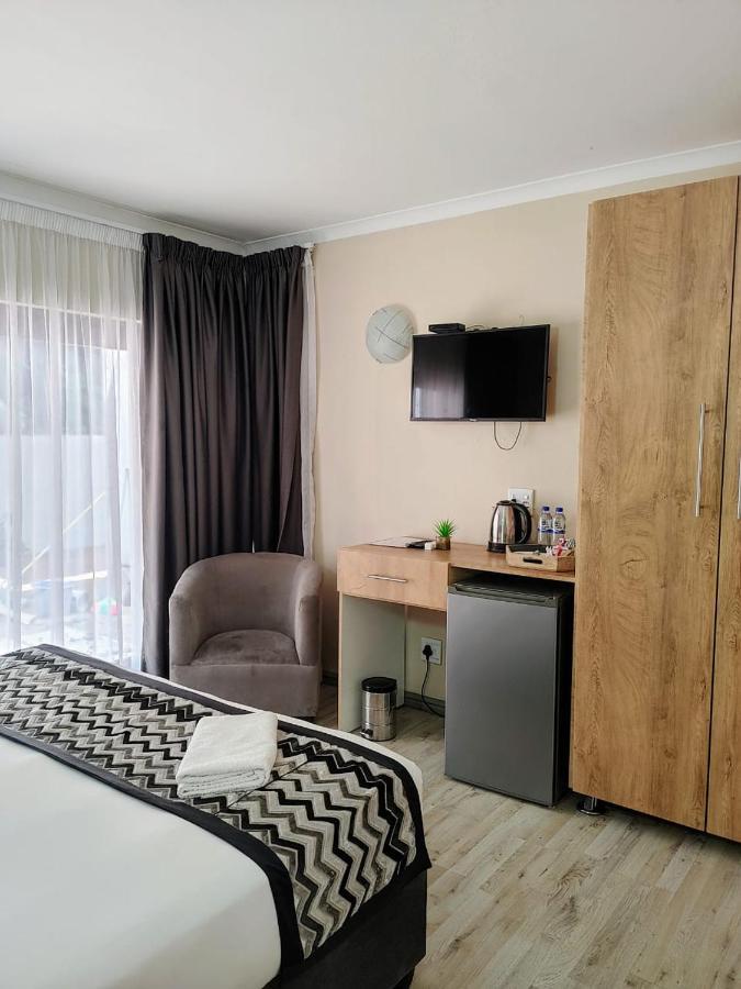 King Room,1304662282:JPEG